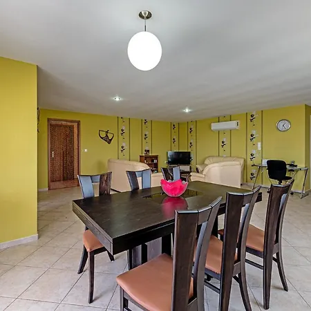 Guinevere-with Private Pool Villa *