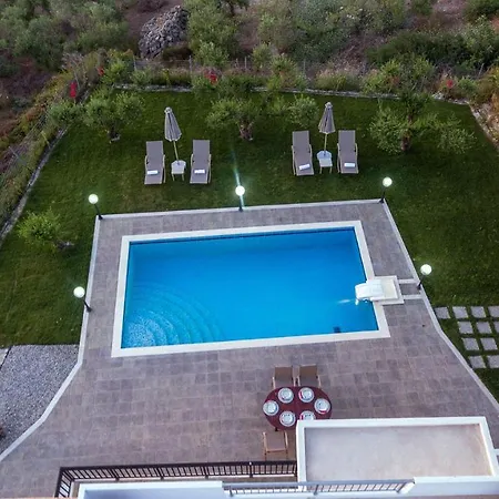 Guinevere-with Private Pool *