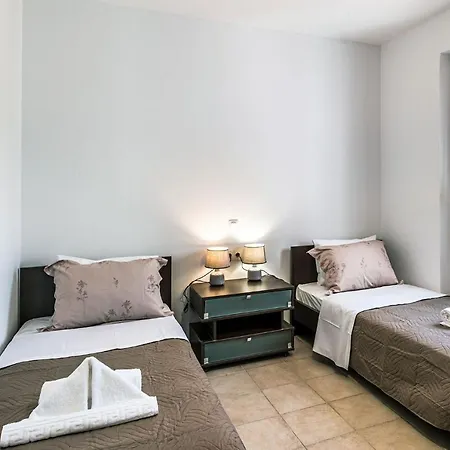 Guinevere-with Private Pool Villa *