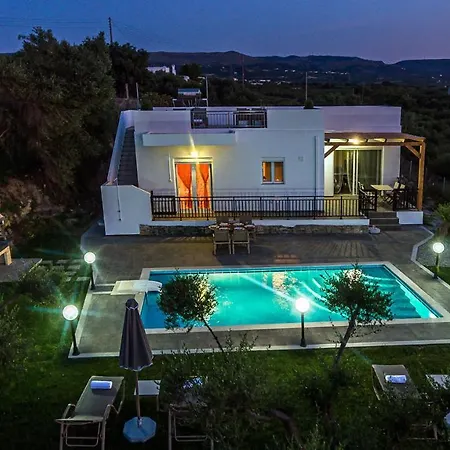 Villa Guinevere-with Private Pool